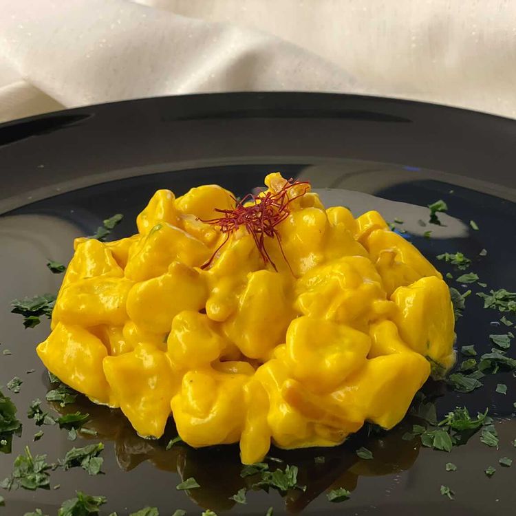 gnocchetti allo zafferano e speck